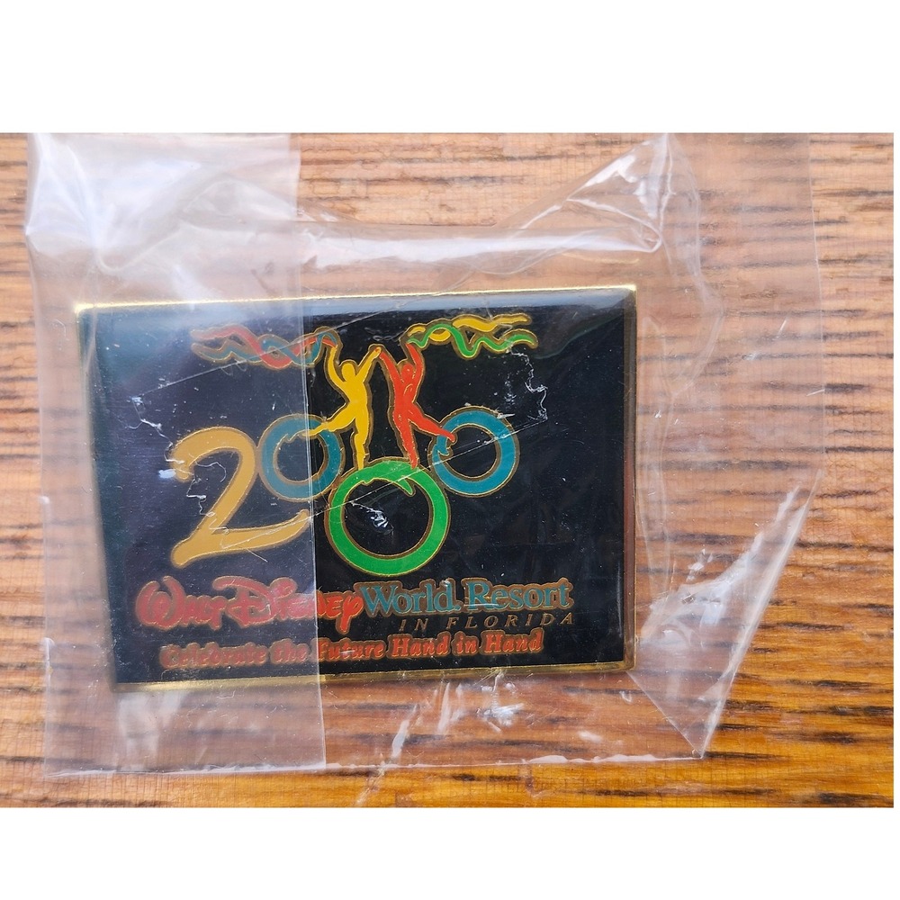VTG 2000 Walt Disney World Resort Millennium Pin Celebrate the Future Y2K NIP